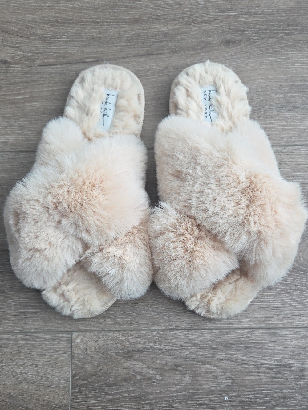 Nicole Miller Plush Cross-Band Women's Slippers - Cream Size 6.5-7.5